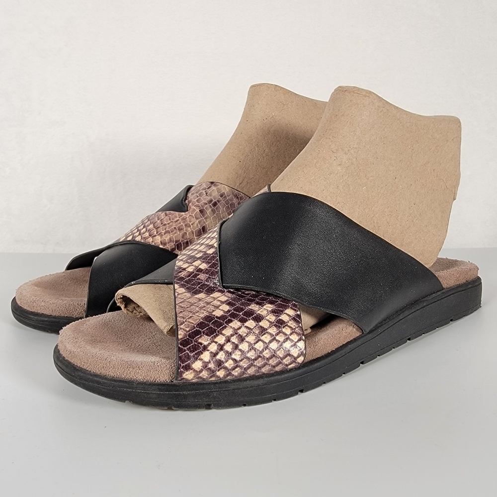 Kenneth Cole Maxwell Sandals in Black/Snake Print, Size 9